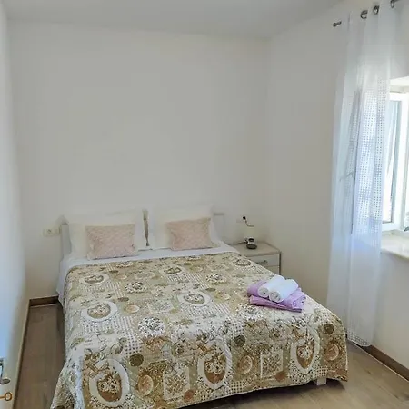 Apartman Krzenic With Sea View Podgora Exterior photo